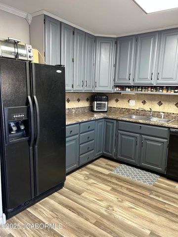 5018 BAGNALL DRIVE, Jefferson City, MO 65109