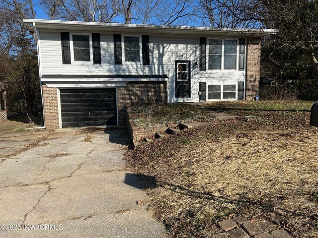 5018 BAGNALL DRIVE, Jefferson City, MO 65109