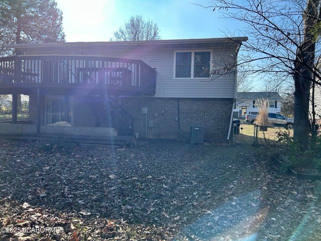 5018 BAGNALL DRIVE, Jefferson City, MO 65109