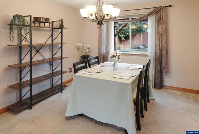 1254 Crystal Ln, Lafayette, OR 97127