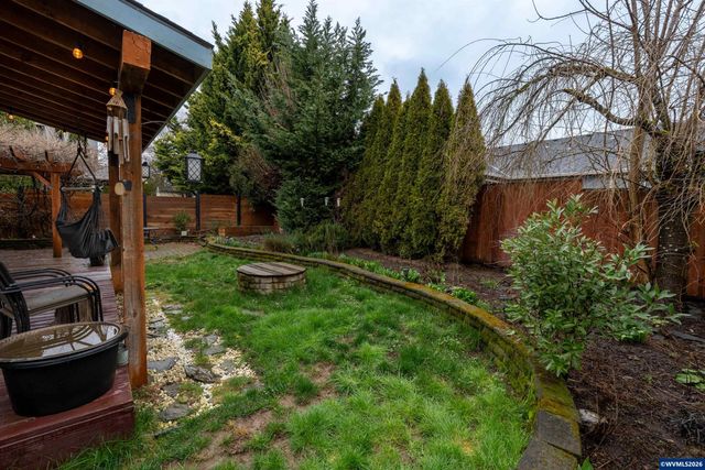 1254 Crystal Ln, Lafayette, OR 97127