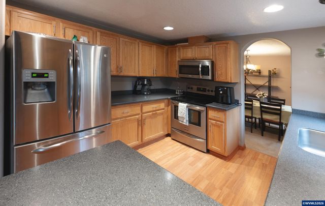 1254 Crystal Ln, Lafayette, OR 97127