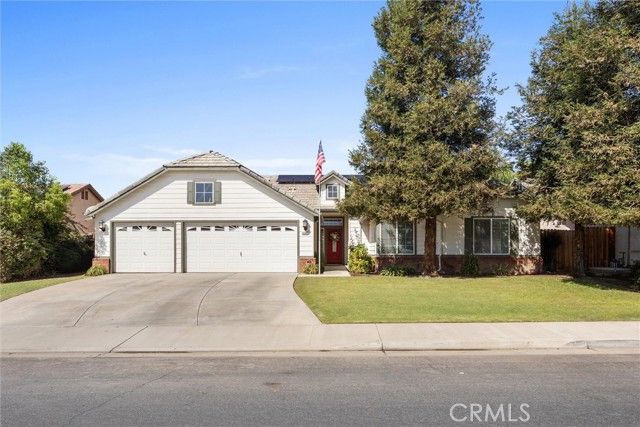 11326 Valletta Avenue, Bakersfield, CA 93312