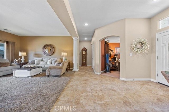 11326 Valletta Avenue, Bakersfield, CA 93312