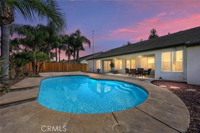 11326 Valletta Avenue, Bakersfield, CA 93312