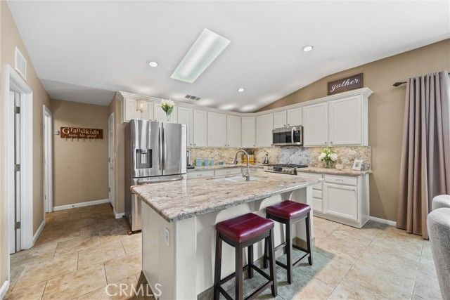 11326 Valletta Avenue, Bakersfield, CA 93312