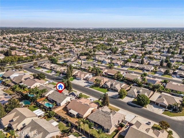 11326 Valletta Avenue, Bakersfield, CA 93312