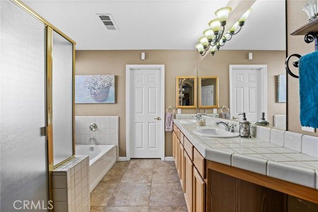 11326 Valletta Avenue, Bakersfield, CA 93312