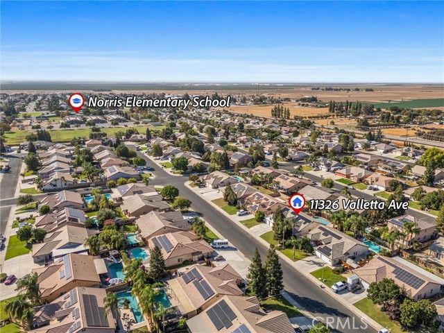 11326 Valletta Avenue, Bakersfield, CA 93312