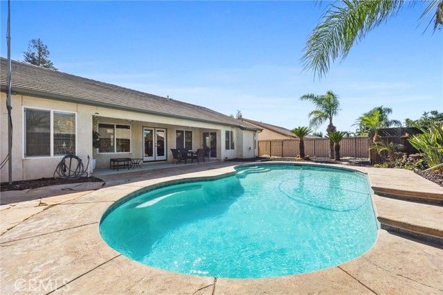 11326 Valletta Avenue, Bakersfield, CA 93312