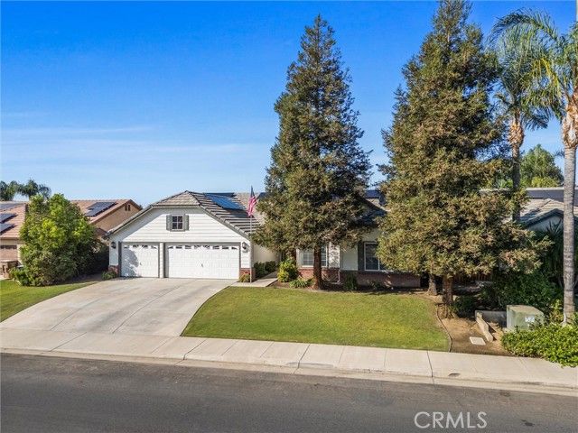 11326 Valletta Avenue, Bakersfield, CA 93312