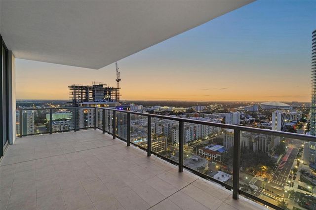 275 1ST AVENUE S 2506, St Petersburg, FL 33701