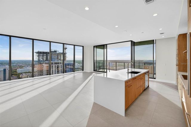 275 1ST AVENUE S 2506, St Petersburg, FL 33701