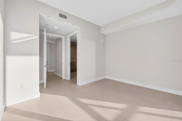 275 1ST AVENUE S 2506, St Petersburg, FL 33701