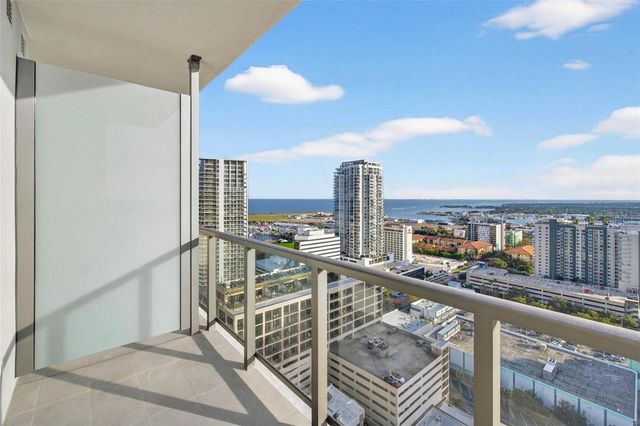 275 1ST AVENUE S 2506, St Petersburg, FL 33701