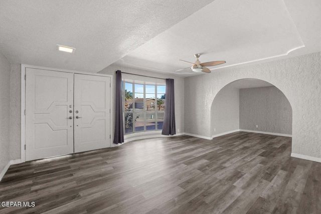 11200 WARCLOUD Avenue, El Paso, TX 79936