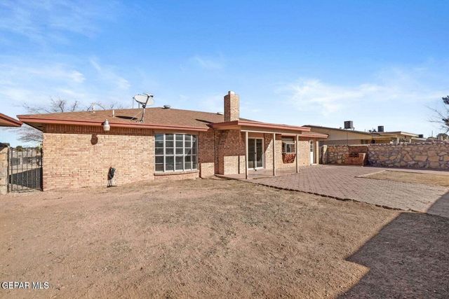 11200 WARCLOUD Avenue, El Paso, TX 79936