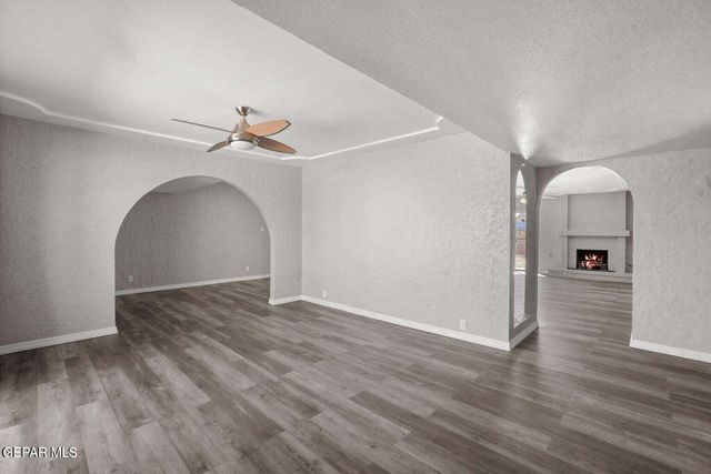 11200 WARCLOUD Avenue, El Paso, TX 79936