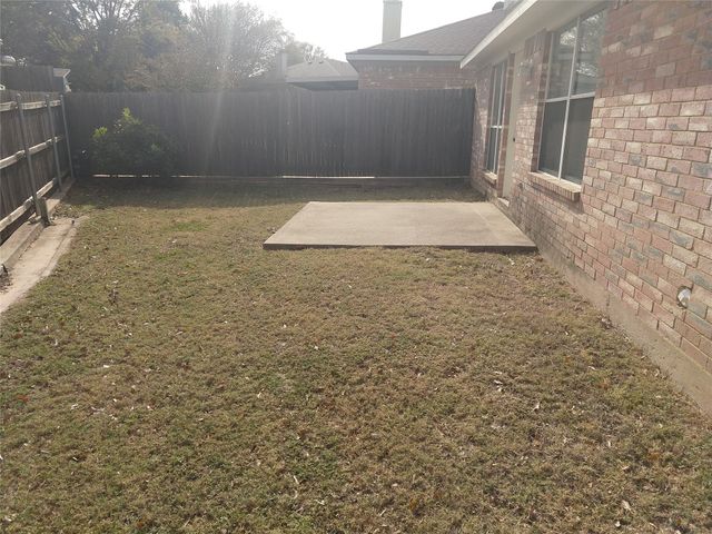 5706 Vandalia Trail, Arlington, TX 76017