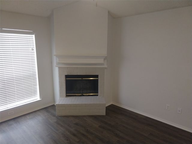 5706 Vandalia Trail, Arlington, TX 76017