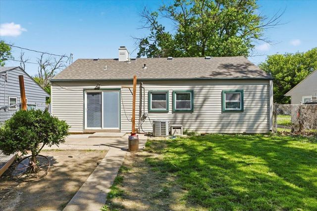 2741 AVENUE G, Council Bluffs, IA 51501