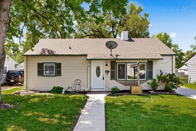 2741 AVENUE G, Council Bluffs, IA 51501