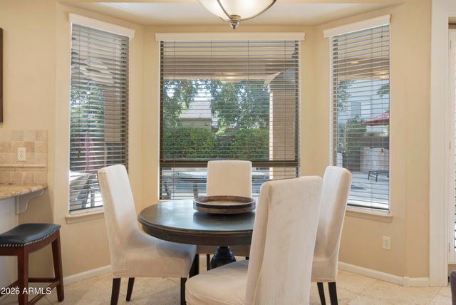 6419 E Betty Elyse Lane, Scottsdale, AZ 85254