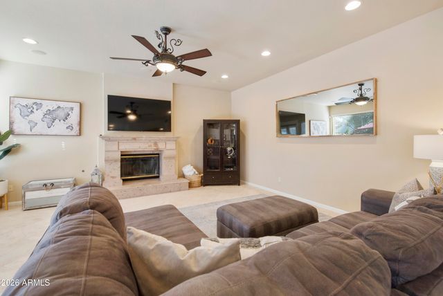 6419 E Betty Elyse Lane, Scottsdale, AZ 85254