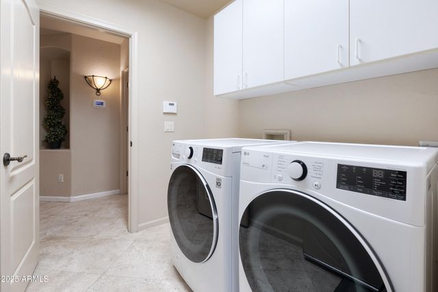 6419 E Betty Elyse Lane, Scottsdale, AZ 85254