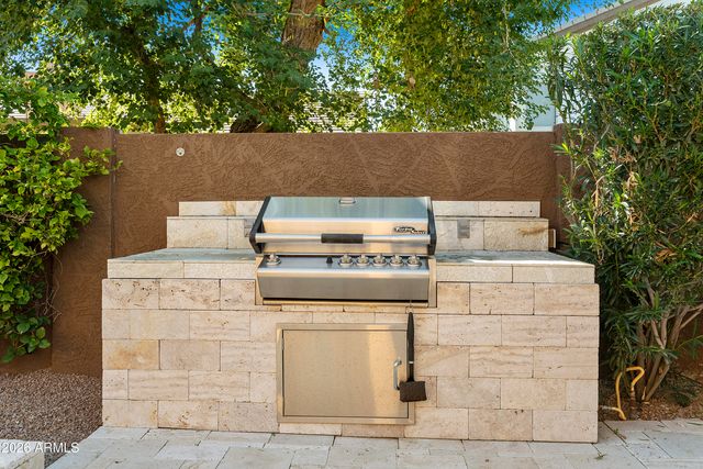 6419 E Betty Elyse Lane, Scottsdale, AZ 85254