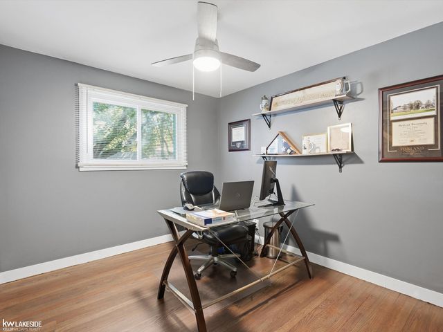 1324 CATALPA DR Drive, Rochester, MI 48307