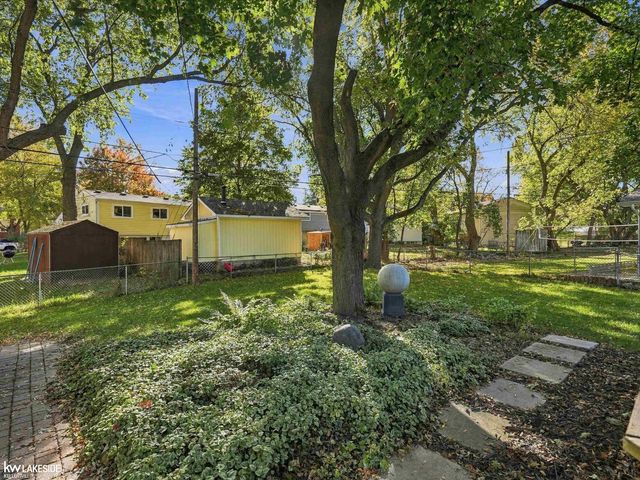 1324 CATALPA DR Drive, Rochester, MI 48307