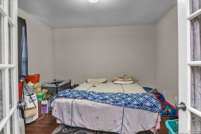 150 HIDDEN KNL, Selma, TX 78154