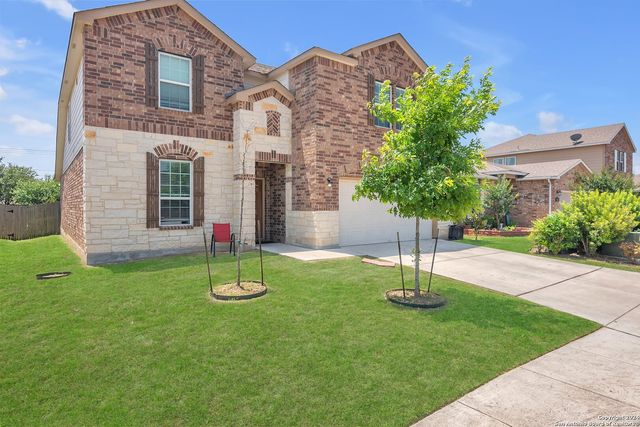 150 HIDDEN KNL, Selma, TX 78154