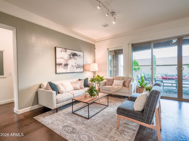 948 E RELIANT Street, Gilbert, AZ 85298