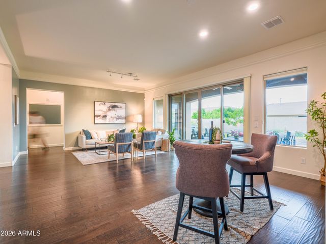 948 E RELIANT Street, Gilbert, AZ 85298