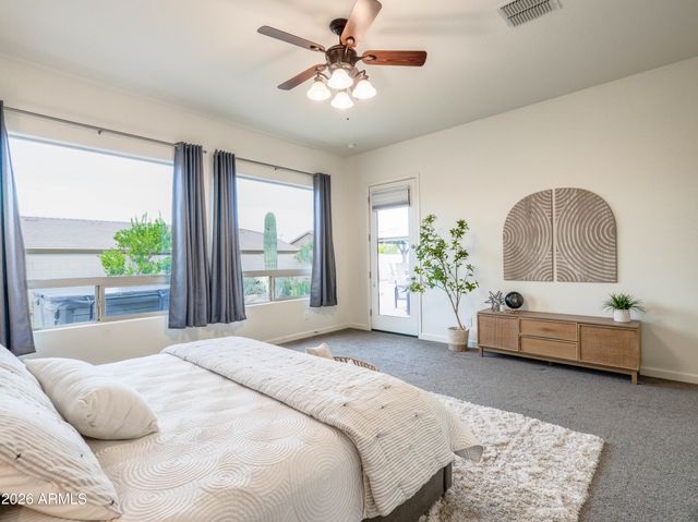 948 E RELIANT Street, Gilbert, AZ 85298