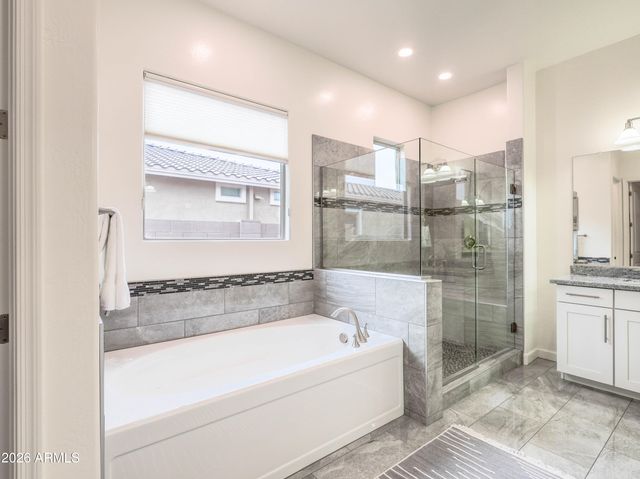 948 E RELIANT Street, Gilbert, AZ 85298