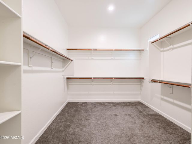 948 E RELIANT Street, Gilbert, AZ 85298