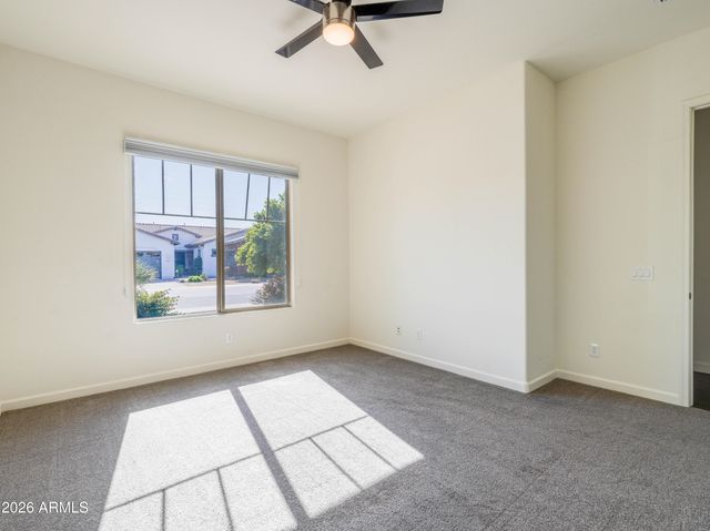 948 E RELIANT Street, Gilbert, AZ 85298