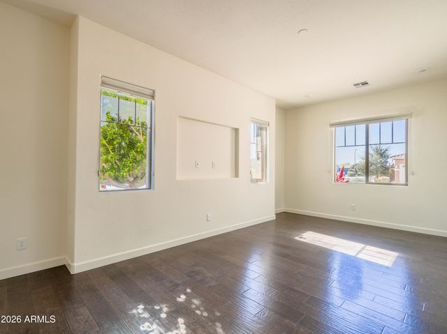 948 E RELIANT Street, Gilbert, AZ 85298