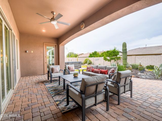 948 E RELIANT Street, Gilbert, AZ 85298