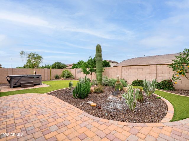 948 E RELIANT Street, Gilbert, AZ 85298