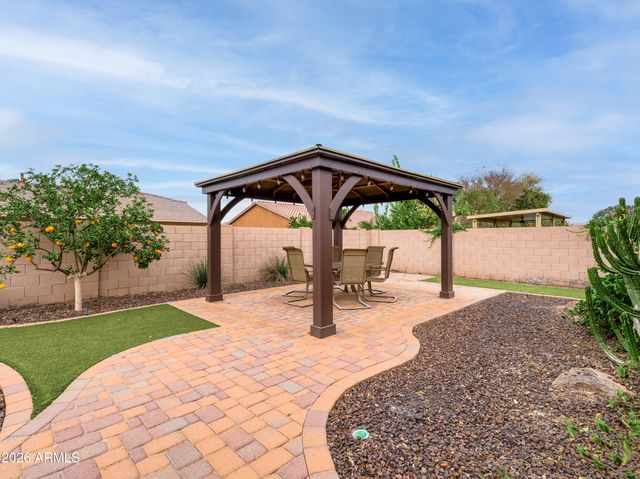 948 E RELIANT Street, Gilbert, AZ 85298