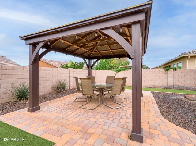 948 E RELIANT Street, Gilbert, AZ 85298