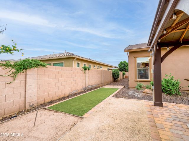 948 E RELIANT Street, Gilbert, AZ 85298