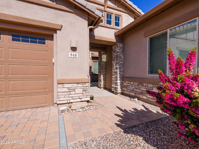 948 E RELIANT Street, Gilbert, AZ 85298