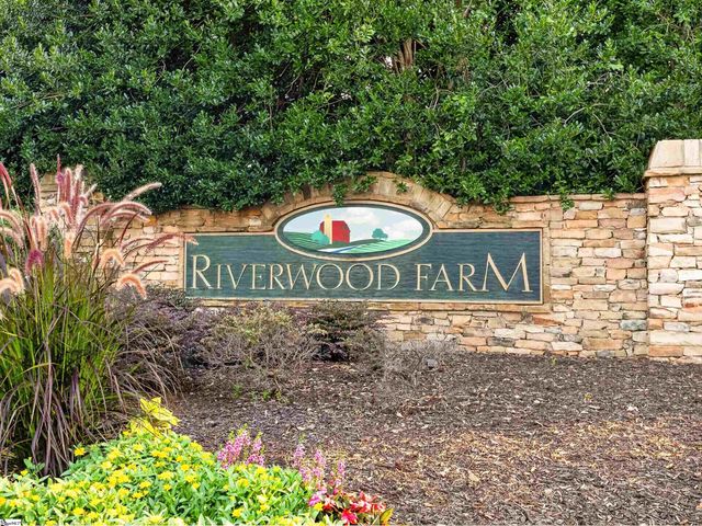 107 Gladstone Way, Greer, SC 29650