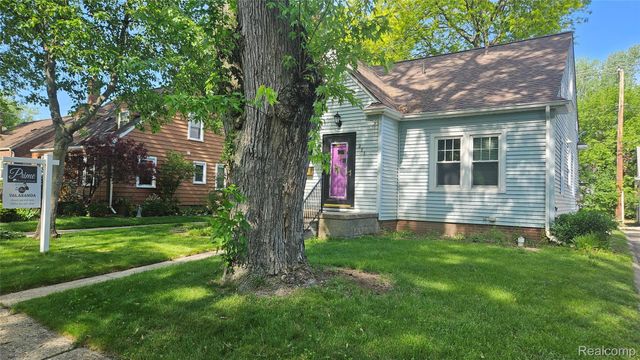 211 Starr Avenue, Pontiac, MI 48341