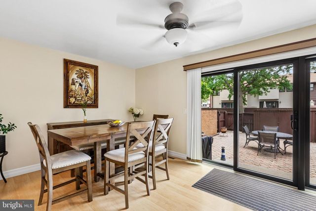 885 JAMESTOWN, East Windsor, NJ 08520